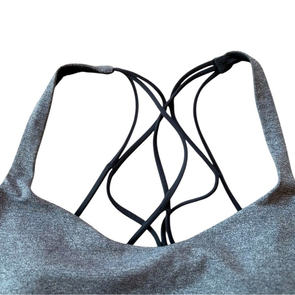 Lululemon Athletica, Free To Be Zen Bra, Gray & Black, Size 8 πββοΈββ‘οΈ - Picture 5 of 9